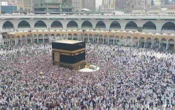 मक्का में मौत का फरमान…