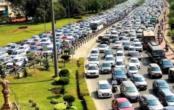 अब CNG का नियम बदला दिल्ली