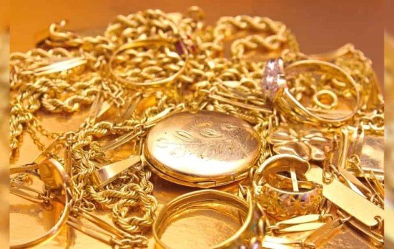 हफ्तेभर में सोना 12000 सस्ता