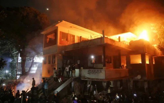 ढाका का 32 धानमंडी क्यों बना निशाना