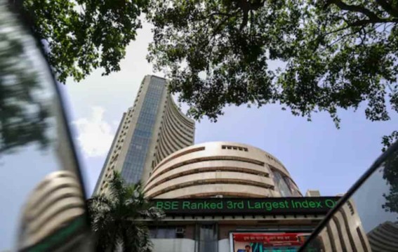 सुस्त शुरुआत के बीच शेयर बाजार में हल्की बढ़त, सेंसेक्स-निफ्टी ऊपर