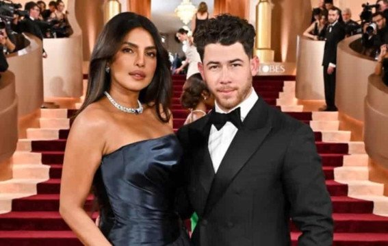 क्या गोल्डन ग्लोब में छा गया इमोशन और ग्लैमर