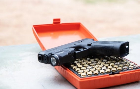 बंदूक का आविष्कार चीन में