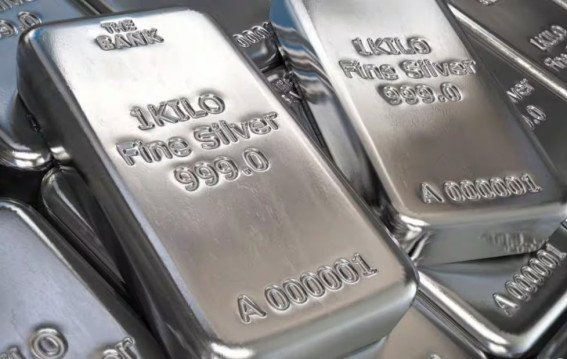 कैसे चांदी बन गई सबसे कीमती धातु