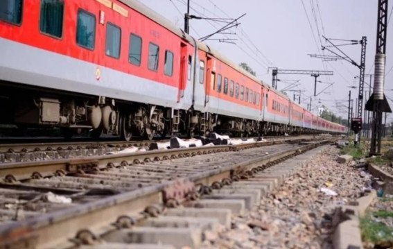 गणतंत्र दिवस से पहले पंजाब में रेल ट्रैक उड़ाया गया, जांच तेज