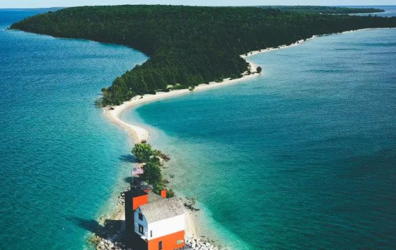 फिनलैंड का सुपरशी आइलैंड