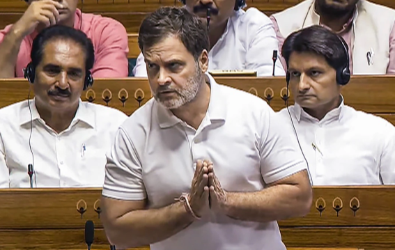 राहुल गांधी ने संसद में उठाए मुद्दे, कई मामलों में घिरी सरकार