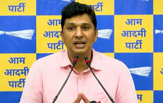 दिल्ली सरकार पर AAP का बड़ा हमला