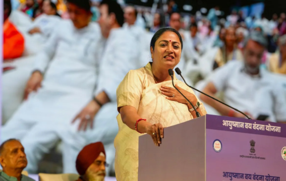 दिल्ली में रेखा गुप्ता सरकार एक साल