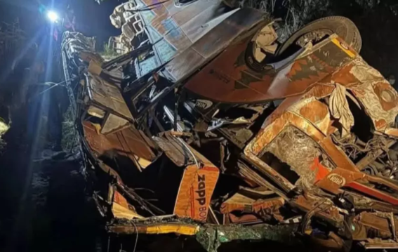 नेपाल में भीषण बस हादसा