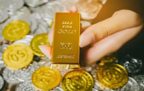 सोना 3000 और चांदी 13500 महंगी