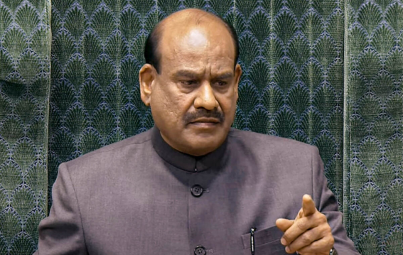 टीएमसी साथ था, फिर भी स्पीकर के खिलाफ अविश्वास प्रस्ताव से विपक्ष क्यों पीछे हटा?