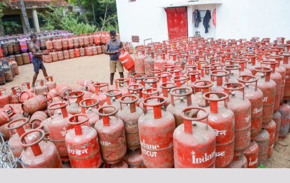 LPG गैस सिलेंडर की किल्लत पर सरकार एक्शन में