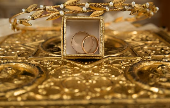 सोने-चांदी के दाम आज बढ़े या घटे?