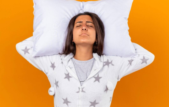 तकिया कब बन जाता है बीमारी की वजह?