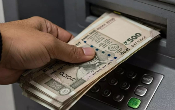 एक अप्रैल से बदल रही एटीएम निकासी लिमिट