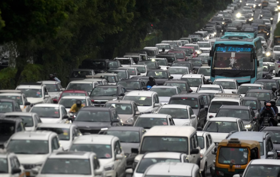 दिल्ली में खत्म होगा रेड लाइट झंझट