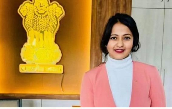 जानें कौन हैं IAS मोनिका श्रीवास्तव