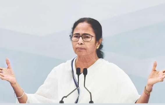 ममता बनर्जी ने भवानीपुर से नामांकन भरा