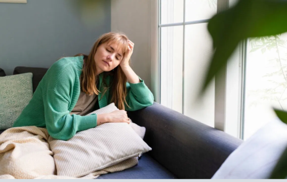 जल्दी सोकर भी नींद अधूरी?