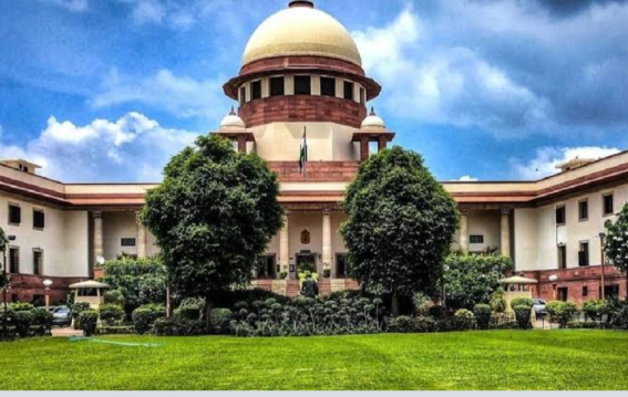 मस्जिद में नमाज पर सुप्रीम कोर्ट टिप्पणी