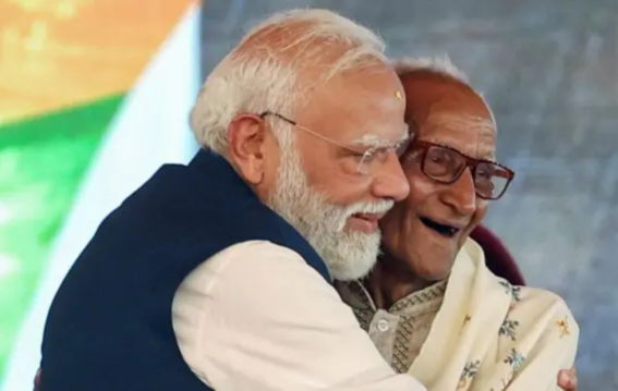 कौन हैं माखनलाल सरकार