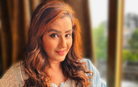 विवादों के बीच शिल्पा शिंदे का पलटवार