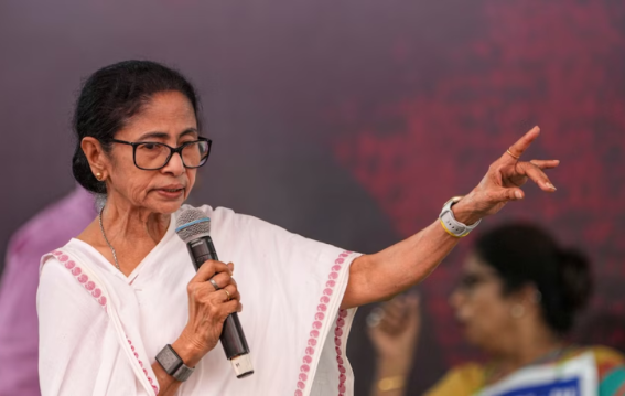 TMC के 19 सांसदों ने स्पीकर को लिखी चिट्ठी