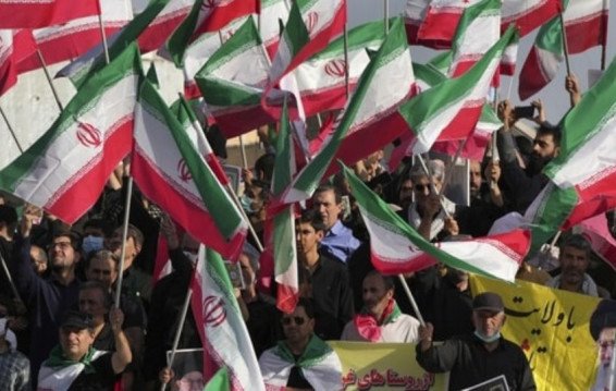 450 people arrested amid massive anti-hijab protests, says Iran