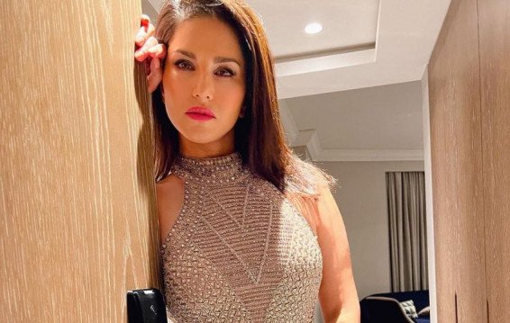 Sunny Leone warns fans against fake event using her name in Thailand