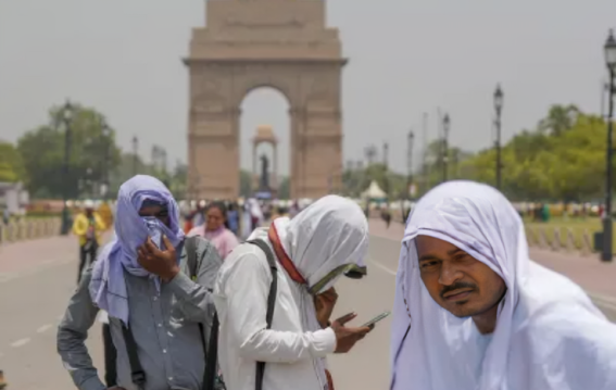 दिल्ली से हैदराबाद तक तपिश का कहर