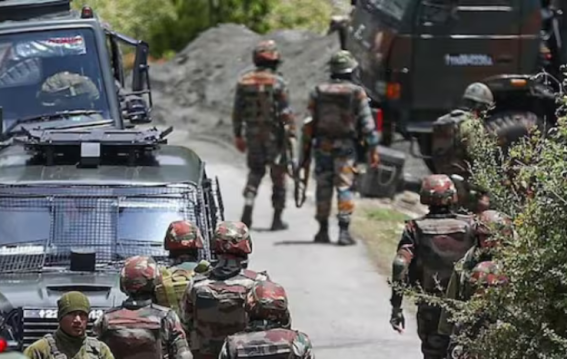 जम्मू-कश्मीर के किश्तवाड़ में 3 आतंकी ढेर, जैश कमांडर भी मारा गया।