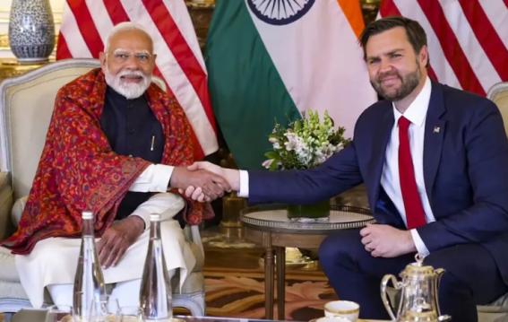 टैरिफ टकराव के बीच भारत पहुंचे अमेरिकी उपराष्ट्रपति जेडी वेंस – आखिर क्यों है ये दौरा खास?
