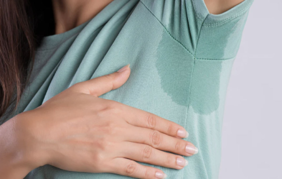 थोड़ी सी गर्मी में ही पसीने से भीग जाते हैं?