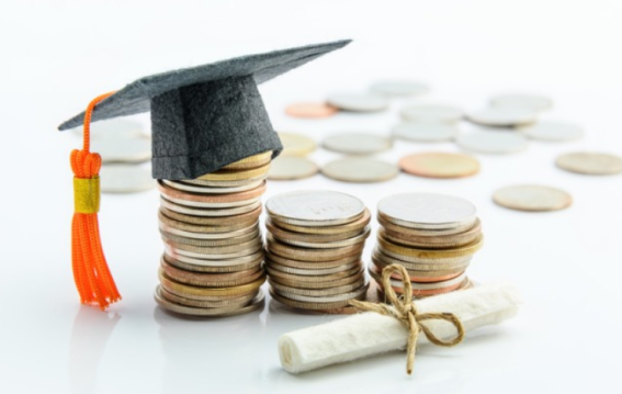 क्या IIT में फीस संरचना में है असमानता?