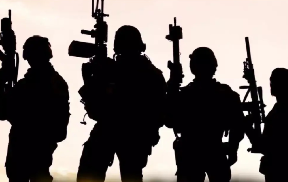 दुनिया के टॉप 10 ताकतवर देशों से बाहर हुआ भारत