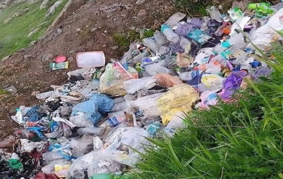हिमाचल का ग्रहन रोड बना कूड़ाघर