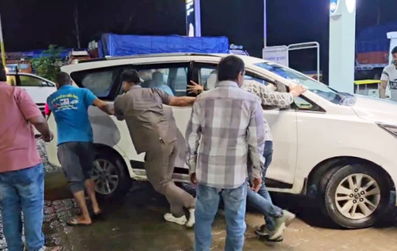 MP CM मोहन यादव के काफिले की गाड़ियों में डीजल की जगह पानी