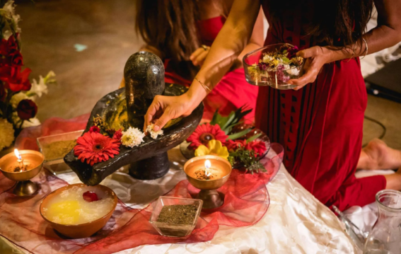 सावन में शिव पूजा के लिए ज़रूरी चीजें