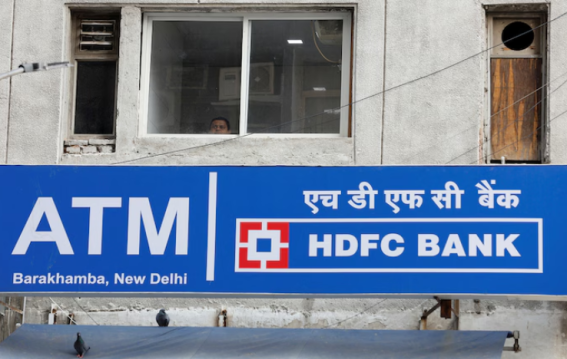बैंक में बोनस शेयर और लाभांश पर विचार