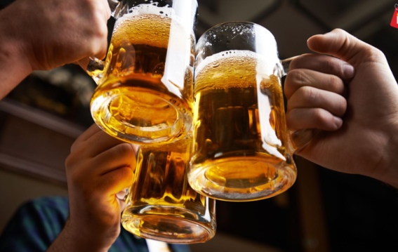 रम, व्हिस्की और बीयर – क्या ये शाकाहारी होती हैं? जानिए कुछ चौंकाने वाले तथ्य