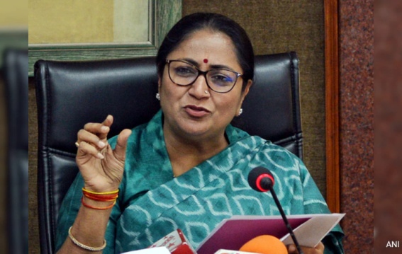 10-15 साल पुराने वाहनों पर बैन पर बोलीं दिल्ली CM रेखा गुप्ता