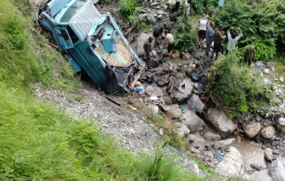 जम्मू-कश्मीर के उधमपुर में बड़ा हादसा
