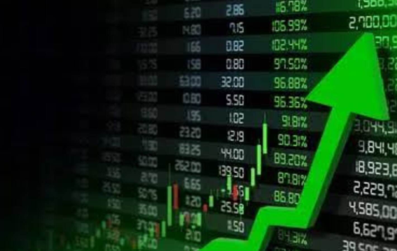 गिरावट के बाद संभला बाजार