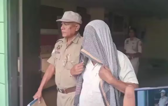 असम में शिक्षक गिरफ्तार