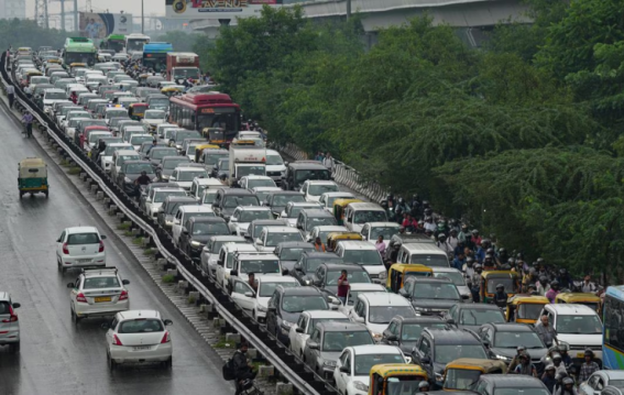 15 साल बाद अगस्त में दिल्ली में भारी बारिश