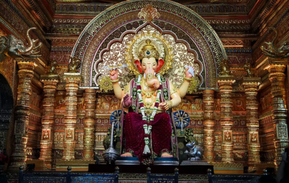 लालबागचा राजा में अव्यवस्था पर भक्त का पोस्ट वायरल