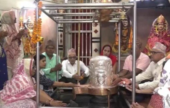 नेपाल में शांति के लिए कानपुर में पूजा