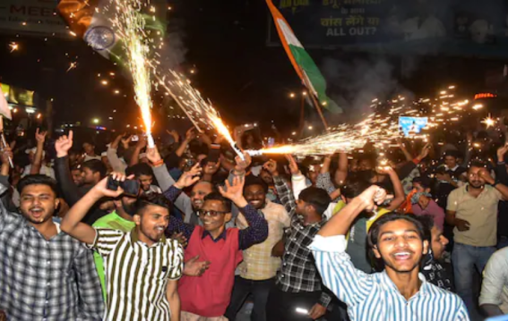 भारत की जीत पर देशभर में जश्न
