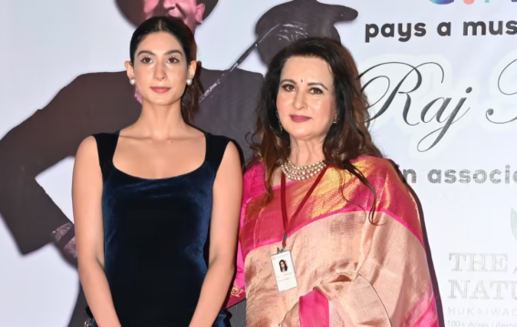 ग्लैमर की नई मिसाल पालोमा ढिल्लों